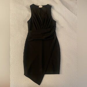 Sleeveless LBD